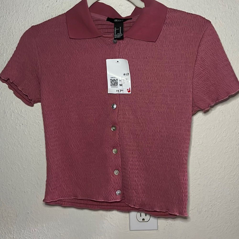 Forever21 woman’s crop top size medium
